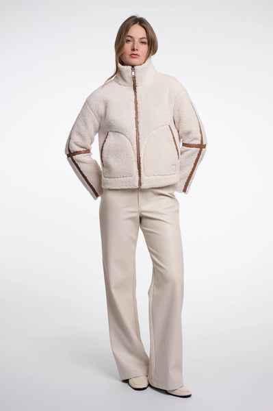 JAYDEE FLEECE JACKET w/ PLEATHER TRIM