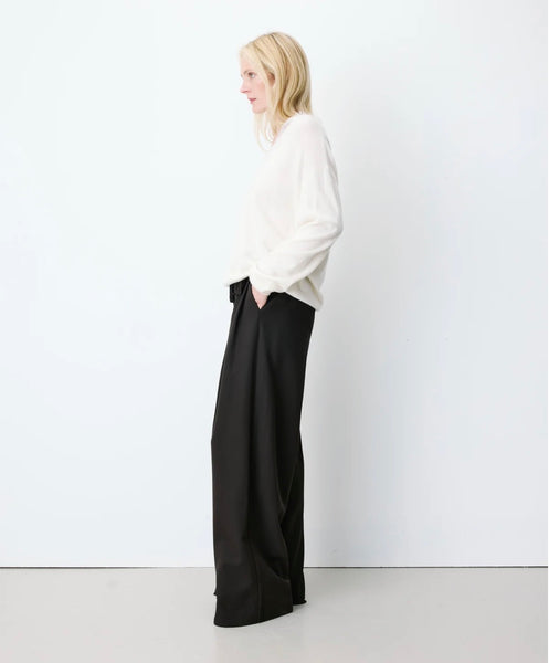 AUGUSTIN KNIT SWEATER WITH LACE V-NECK
