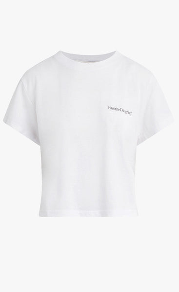 THE FAVORITE DAUGHTER CROPPED LOGO TEE